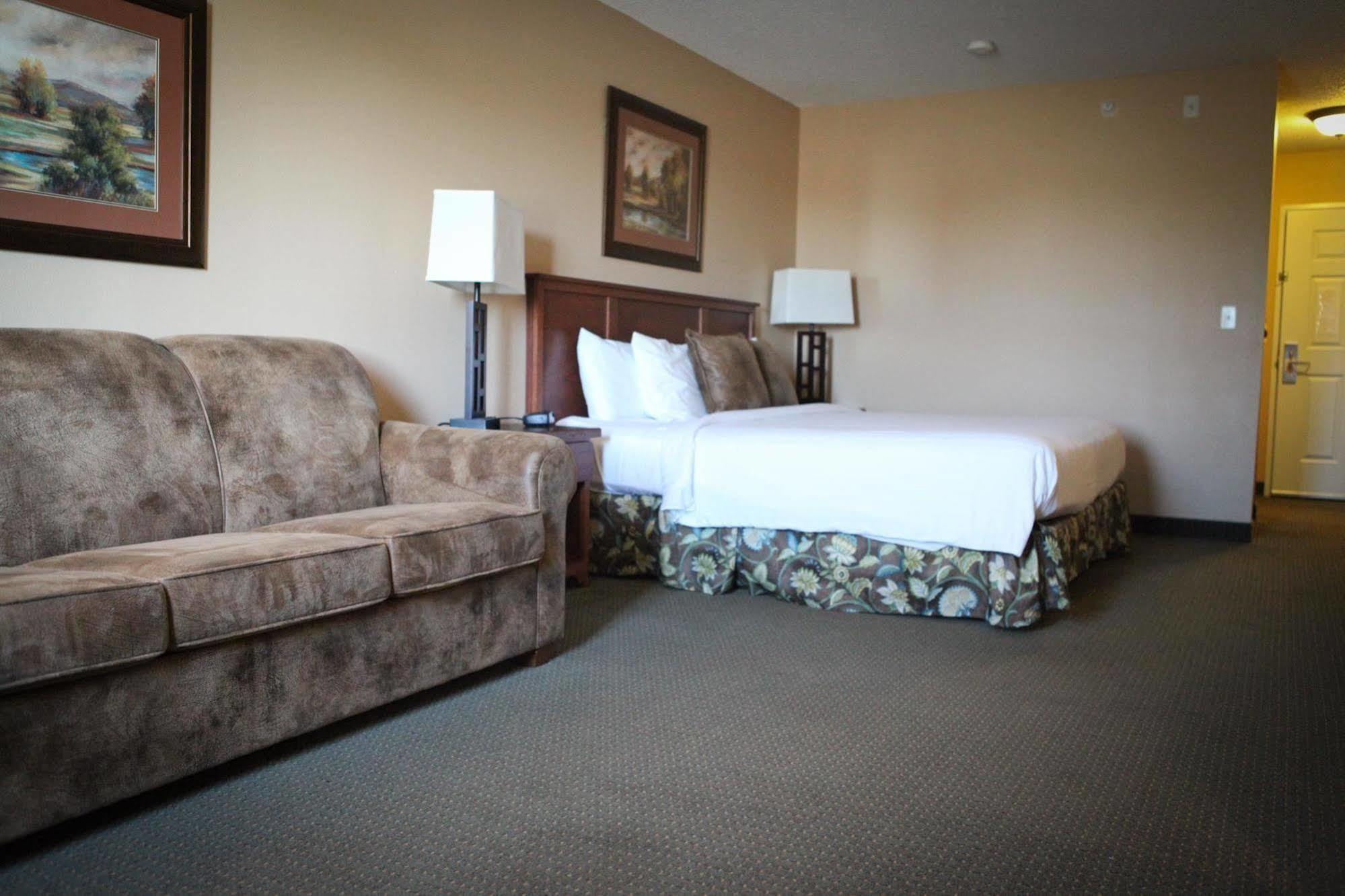 Grandstay Hotel & Suites Perham Exterior foto