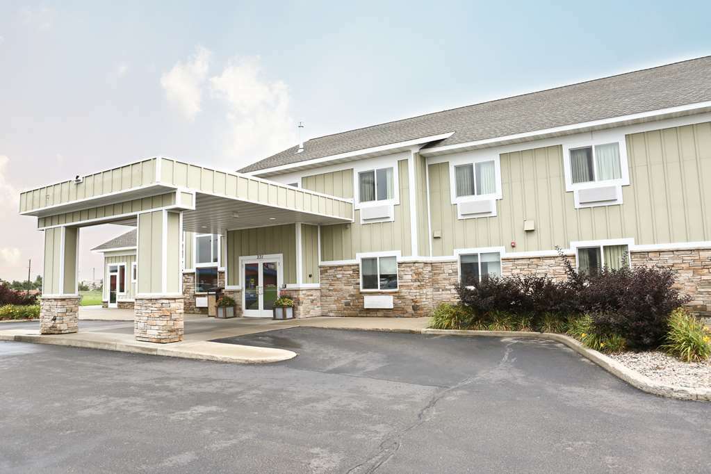 Grandstay Hotel & Suites Perham Exterior foto